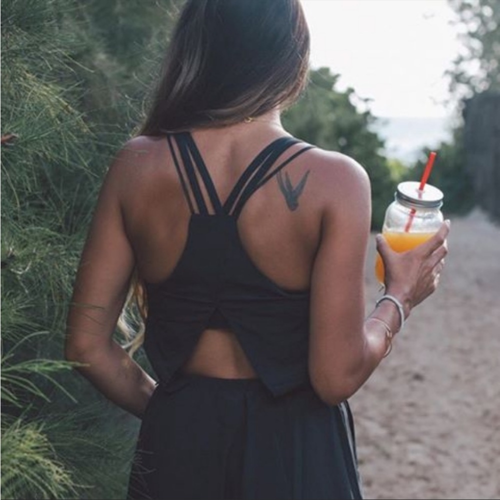 Lululemon City Summer Dress Sz 6 EUC Black